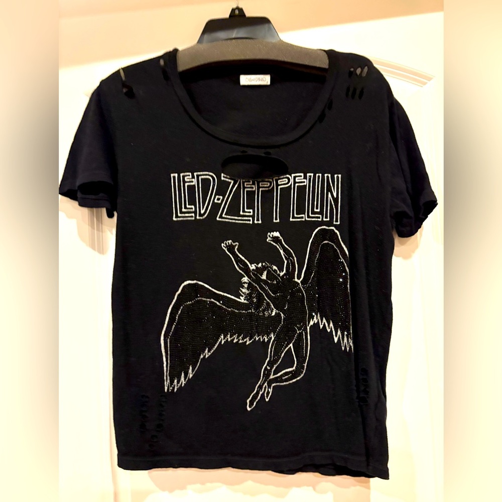Gently worn Lauren Moshi T shirt with crystals. Size Small
